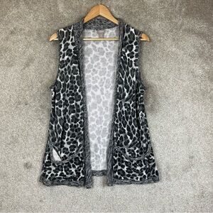 Chico’s Cardigan Womens 2 Gray Animal Print Sleeveless Pockets Stretch- 9948*